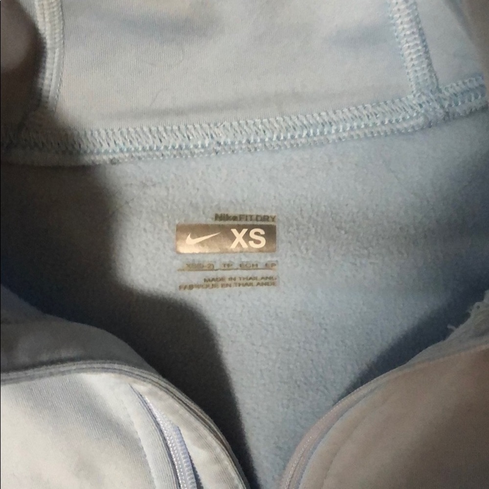 Nike pullover - Picture 2 of 3